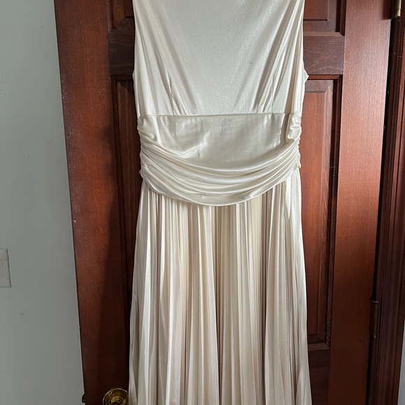 Julian Taylor sleeveless pleated Marilyn Monroe style dress - Picture 4 of 5